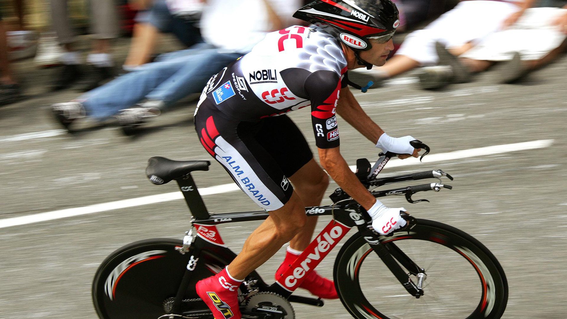 体育新闻中心参与高校体育新闻数字教材开发，体育新闻课程