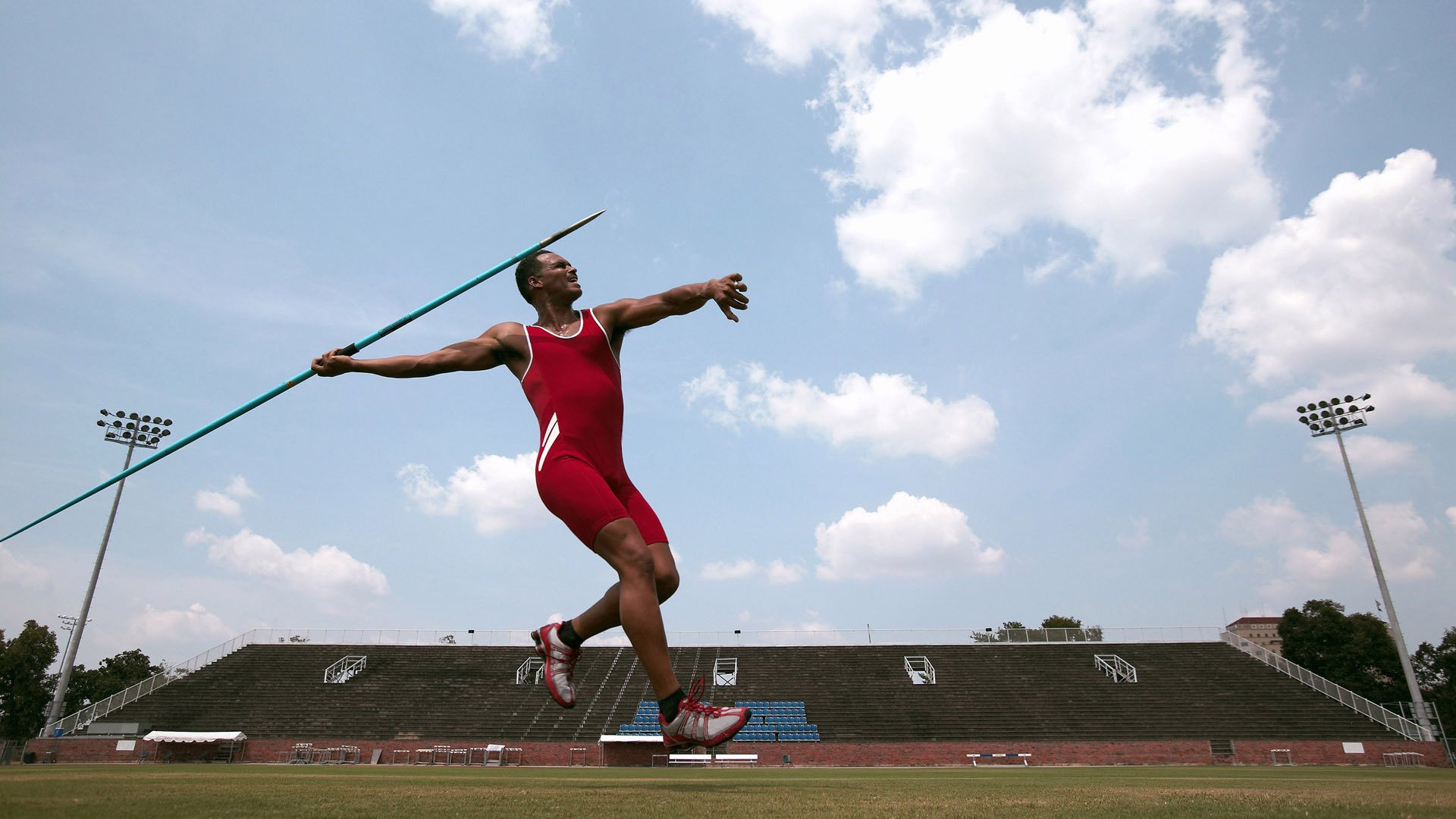 中学篮球赛事丰富比赛形式提升趣味性，中学篮球赛策划书 完整版